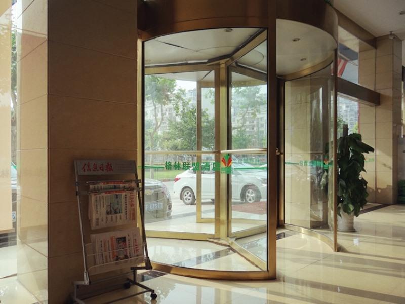 Greentree Alliance Jiangxi Nanchang Honggutan Middle Fenghuang Avenue Hotel Buitenkant foto