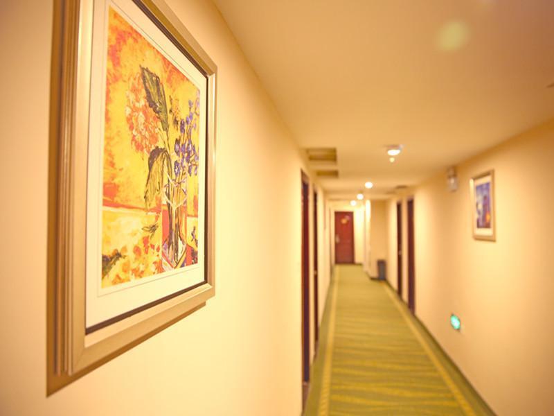 Greentree Alliance Jiangxi Nanchang Honggutan Middle Fenghuang Avenue Hotel Buitenkant foto