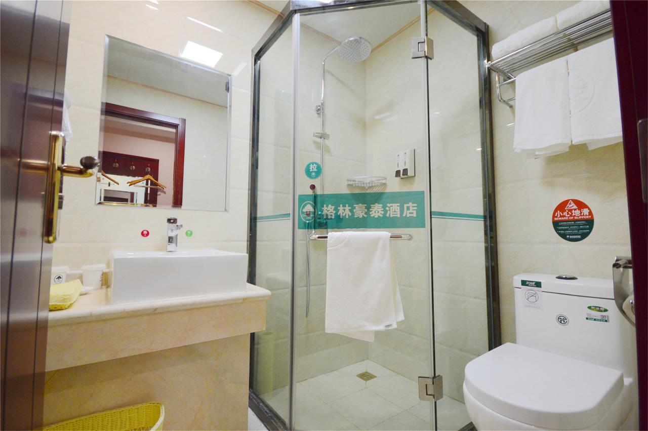 Greentree Alliance Jiangxi Nanchang Honggutan Middle Fenghuang Avenue Hotel Buitenkant foto
