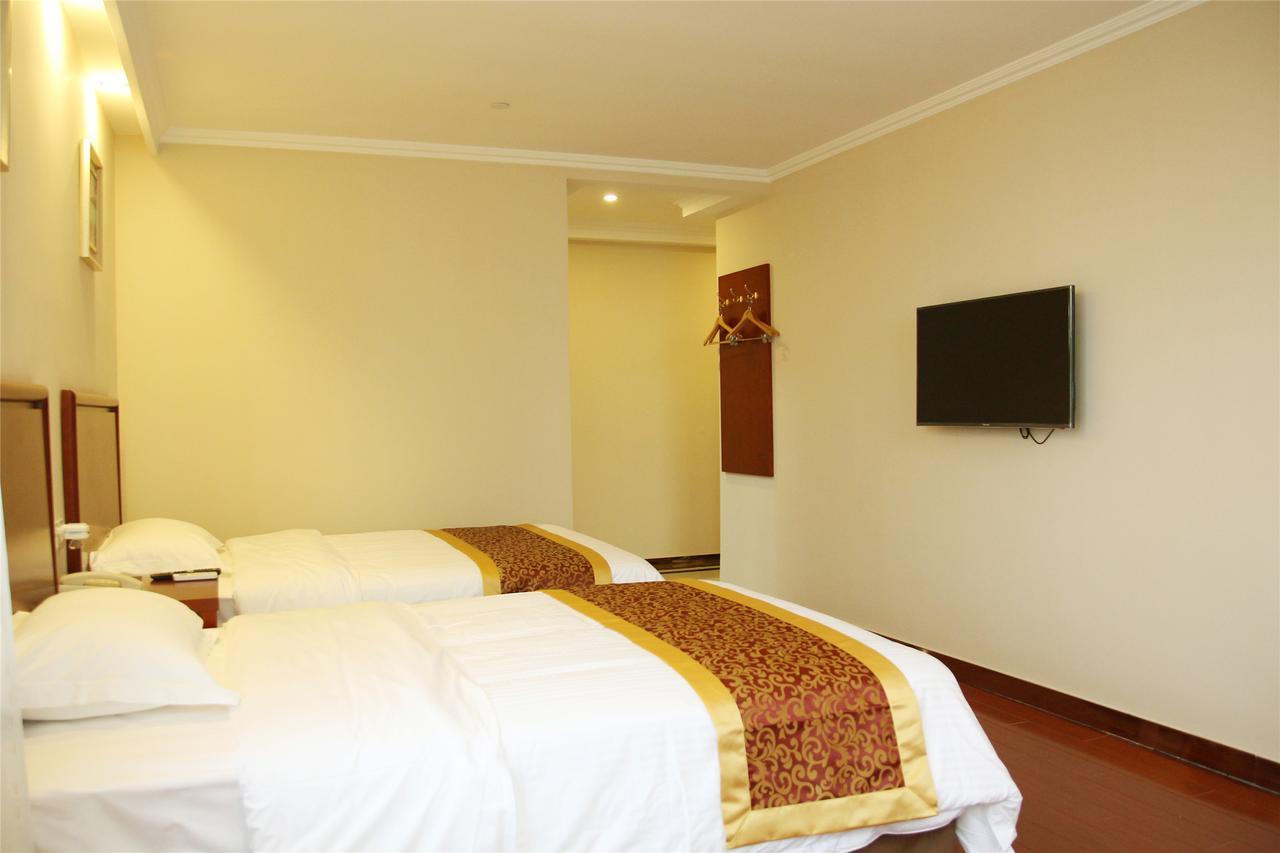 Greentree Alliance Jiangxi Nanchang Honggutan Middle Fenghuang Avenue Hotel Buitenkant foto