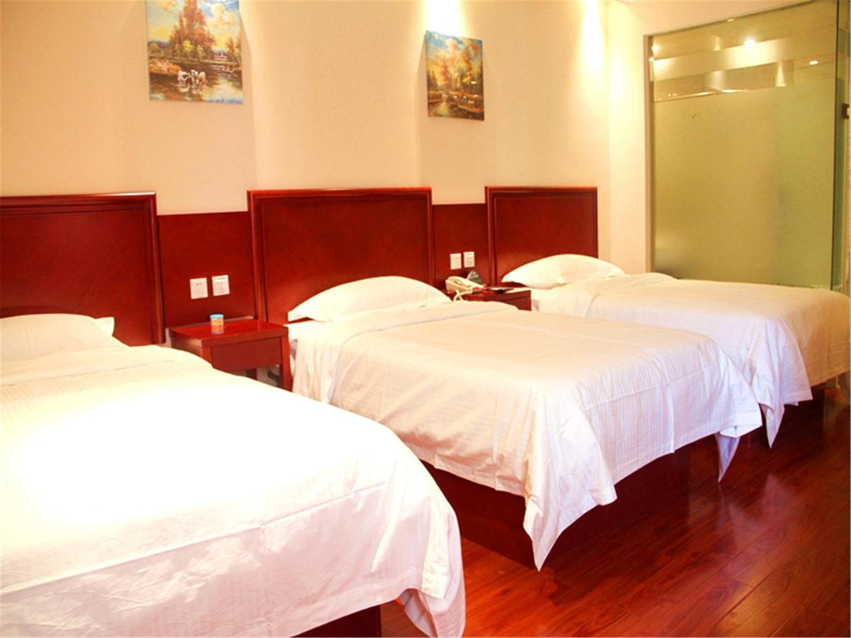 Greentree Alliance Jiangxi Nanchang Honggutan Middle Fenghuang Avenue Hotel Buitenkant foto