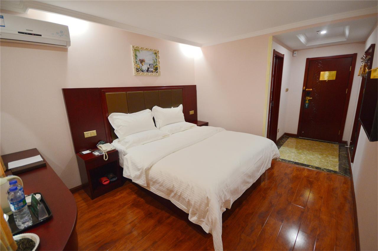 Greentree Alliance Jiangxi Nanchang Honggutan Middle Fenghuang Avenue Hotel Buitenkant foto