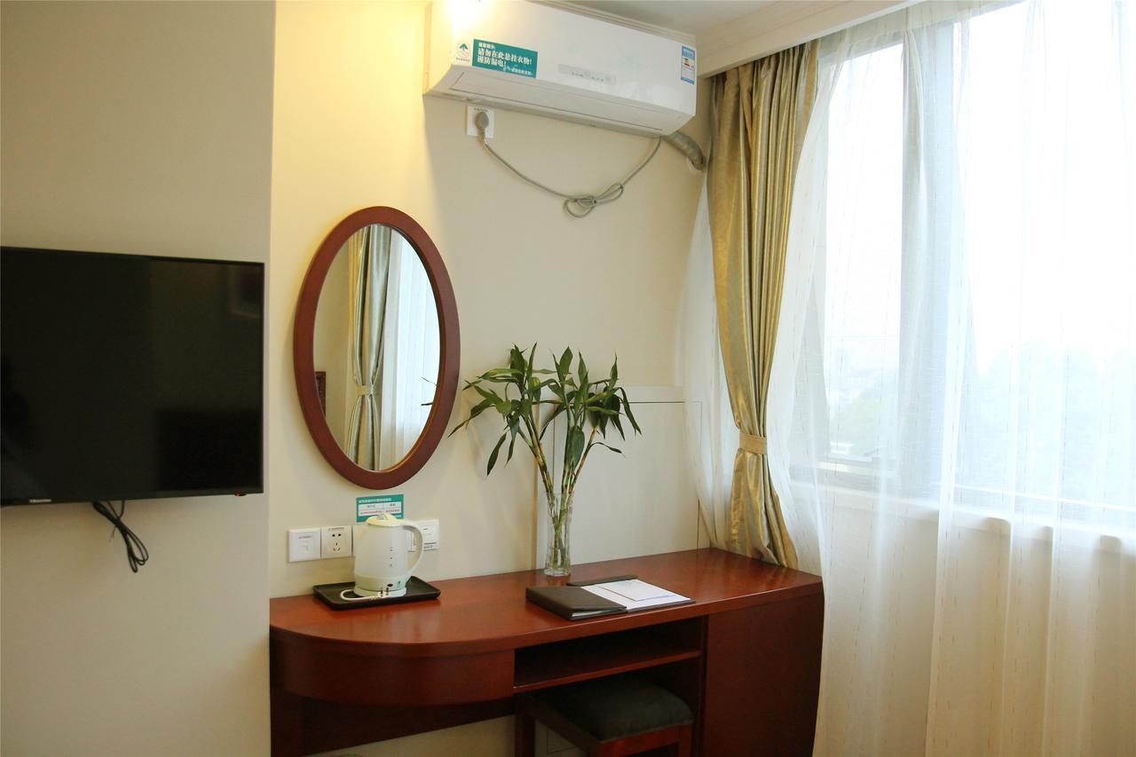 Greentree Alliance Jiangxi Nanchang Honggutan Middle Fenghuang Avenue Hotel Buitenkant foto