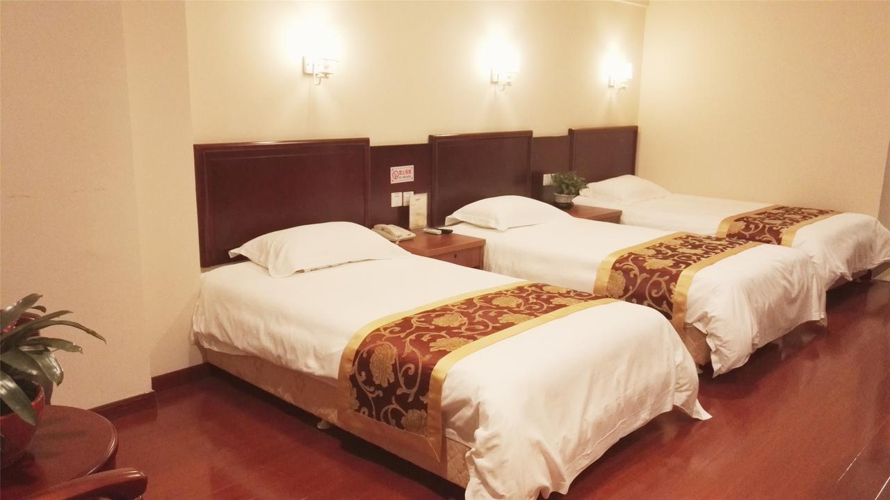 Greentree Alliance Jiangxi Nanchang Honggutan Middle Fenghuang Avenue Hotel Buitenkant foto